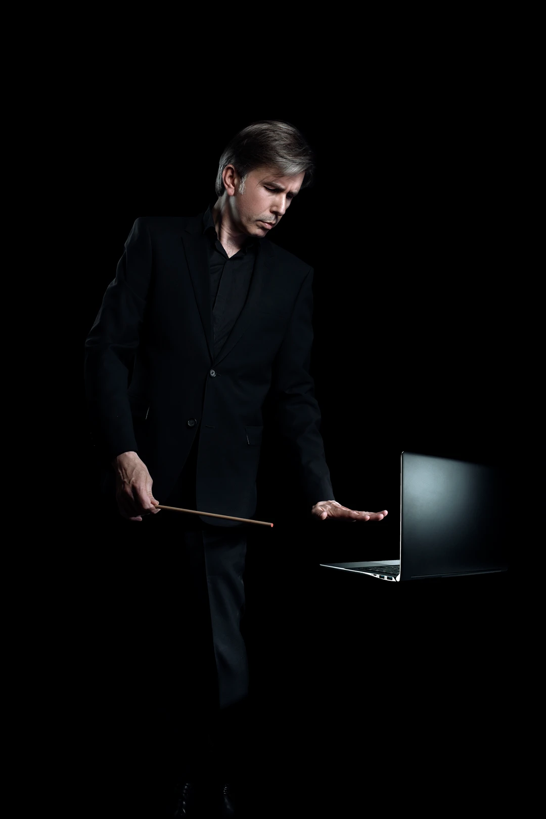 portrait studio compositeur de musique à Paris